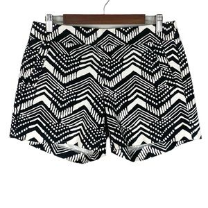J Crew 5 Inch Stretch Chino Shorts Zig Zag Size 4